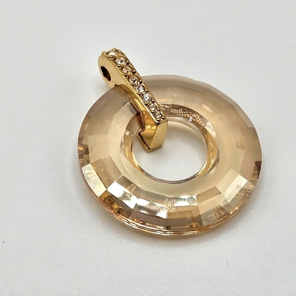 Swarovski Crystal Champagne Gold Tone Donut Loop Pendant - Picture 2 of 7